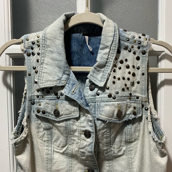 Free People Studded Light Wash Jean Vest - Picture 6 of 16